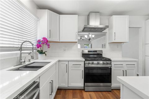 Tiny photo for 2027 W 70th Street, Los Angeles, CA 90047 (MLS # SB25156940)