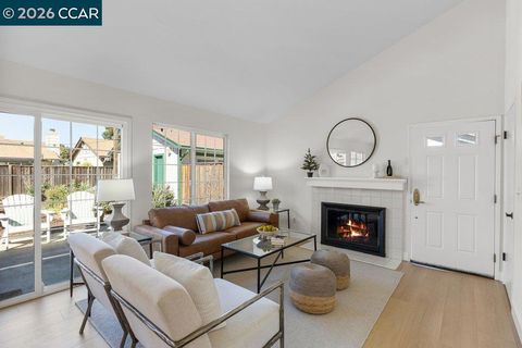 Photo of 4669 4669 Golf Dr Dr, Livermore, CA 94551 (MLS # 41125909)