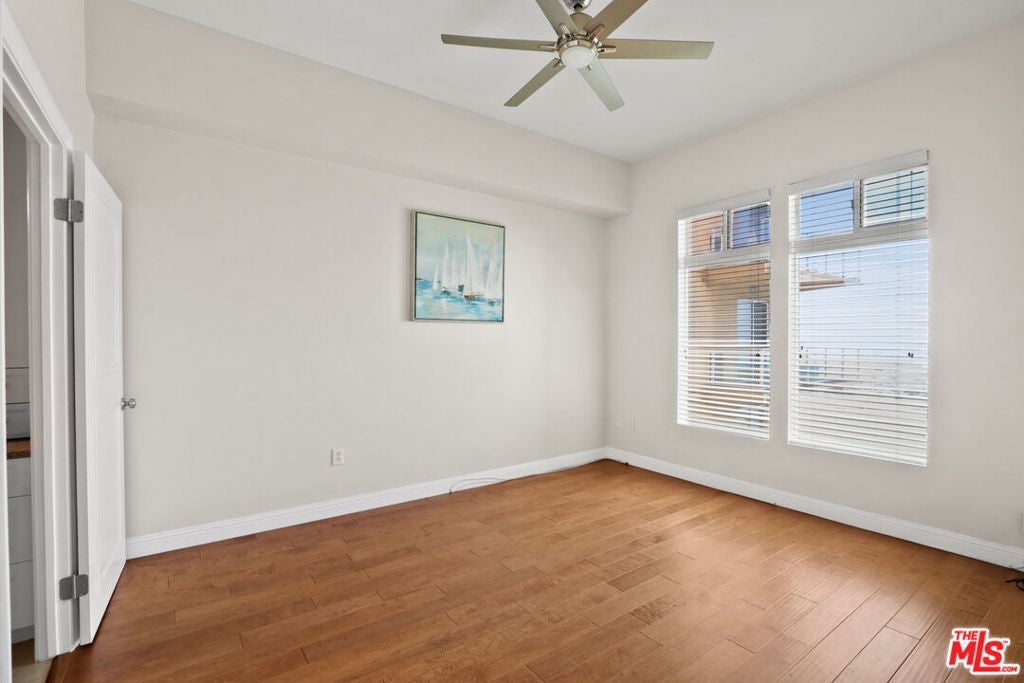 488 E Ocean Boulevard 1210