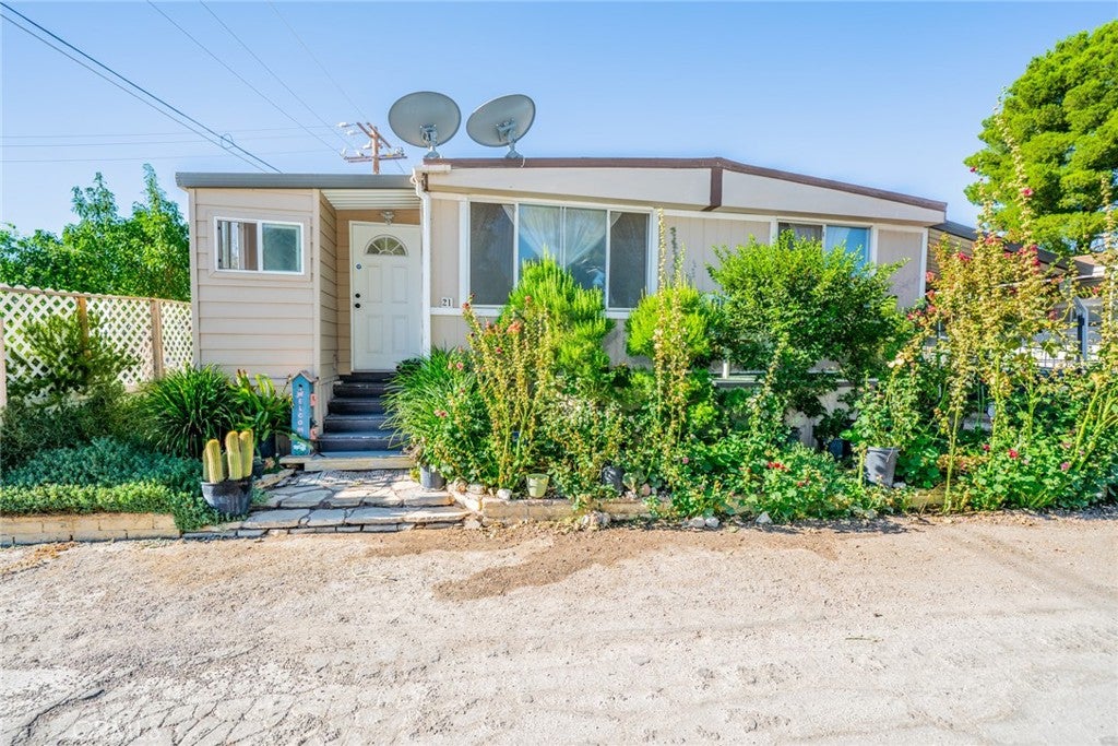 10200 Johnson 21