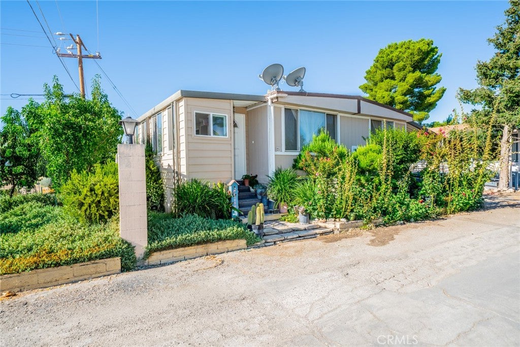 10200 Johnson 21