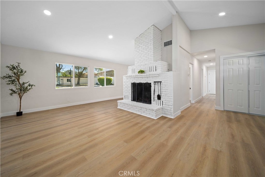 2018 W Avenue K4