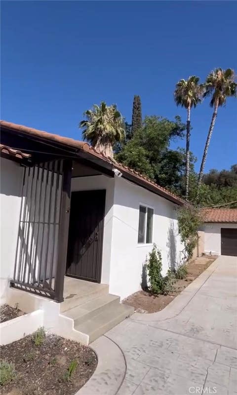 Photo of Riverside, CA 92504 (MLS # CV26179157)