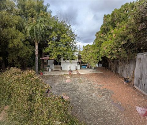 Photo of 31146 Fretwell Ave, Homeland, CA 92548 (MLS # SW25265127)