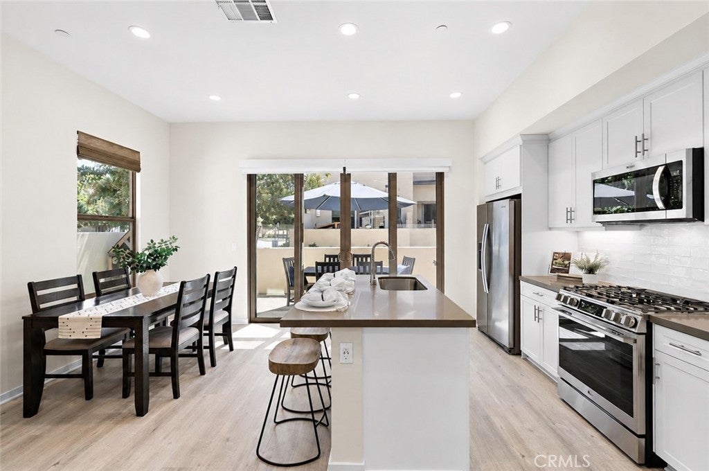 245 Alienta Lane, Rancho Mission Viejo CA 92694 - Photo 6