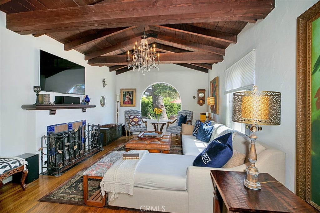 31462 El Camino Real