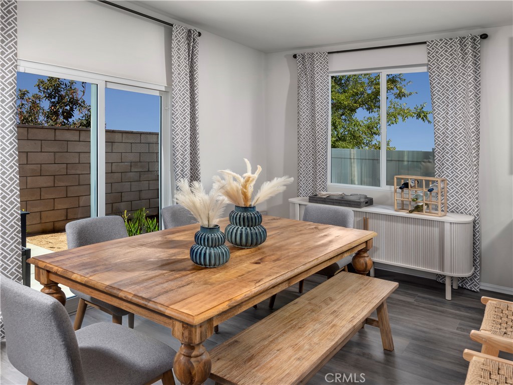 28407 Campos de Flores