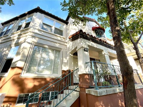 2828 Ballesteros Ln Tustin CA 92782