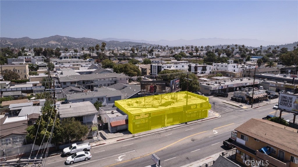4703 Melrose
