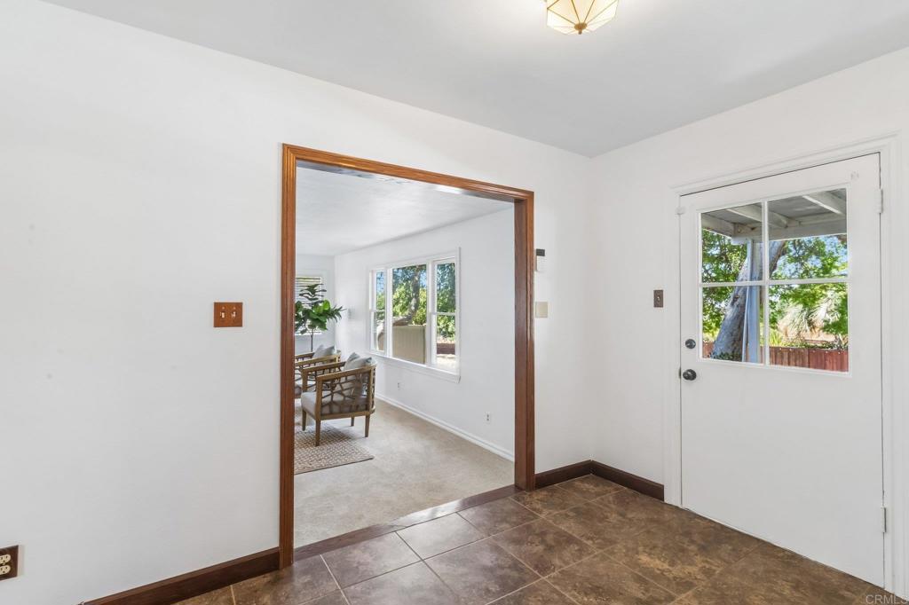 916 Sunset Dr