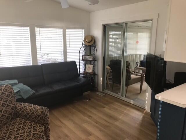 Rancho Casa Blanca - Manufactured In Park