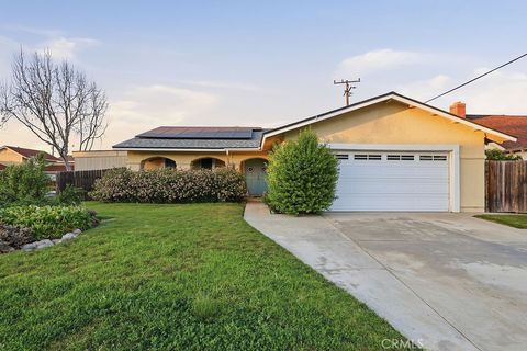 Tiny photo for 1623 Regent, Camarillo, CA 93010 (MLS # PW26029802)