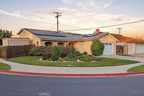 Tiny photo for 1623 Regent, Camarillo, CA 93010 (MLS # PW26029802)