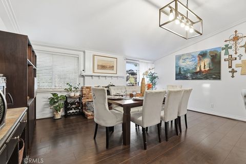 Tiny photo for 1623 Regent, Camarillo, CA 93010 (MLS # PW26029802)