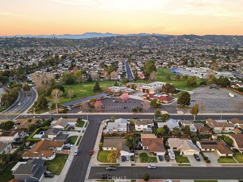 Tiny photo for 1623 Regent, Camarillo, CA 93010 (MLS # PW26029802)