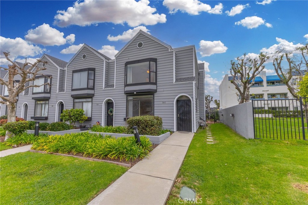 3913 Candlewood Street