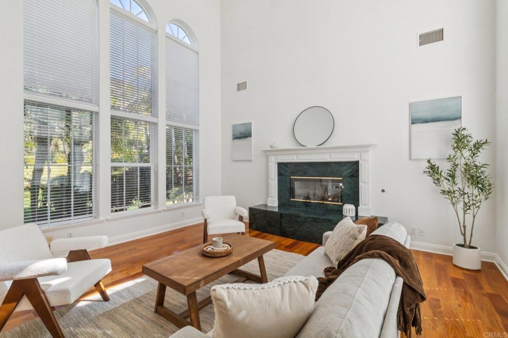 2535 San Clemente Avenue