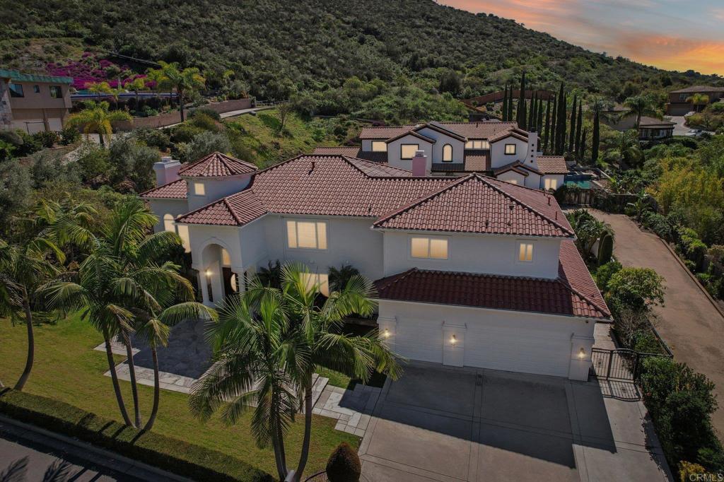 2535 San Clemente Avenue