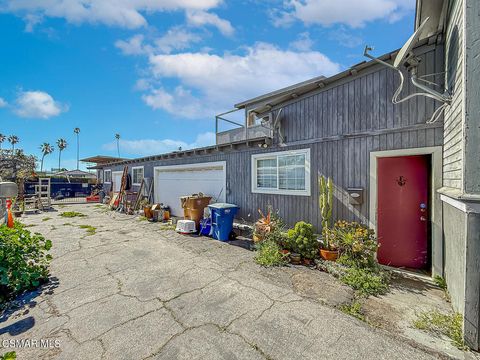 Tiny photo for 954 Thompson Boulevard, Ventura, CA 93001 (MLS # 226000602)