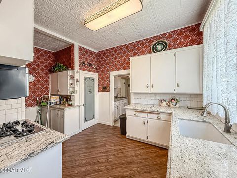 Tiny photo for 954 Thompson Boulevard, Ventura, CA 93001 (MLS # 226000602)