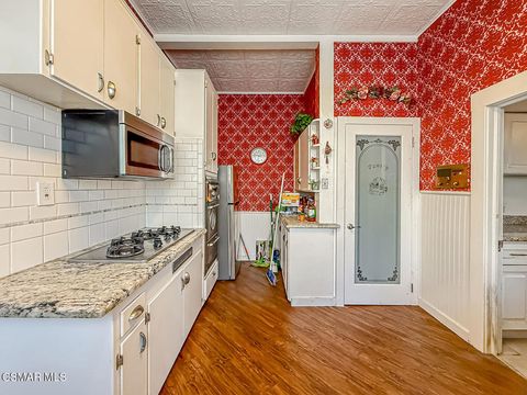 Tiny photo for 954 Thompson Boulevard, Ventura, CA 93001 (MLS # 226000602)