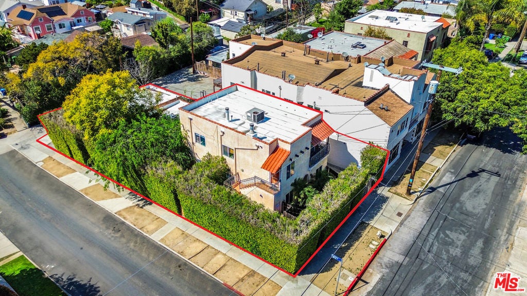 1135 N Coronado Street