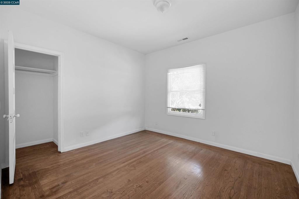 NORTH OAKLAND - Residential