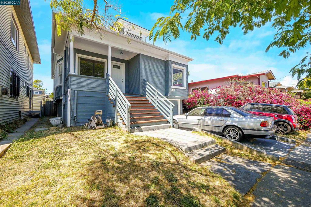 NORTH OAKLAND - Residential