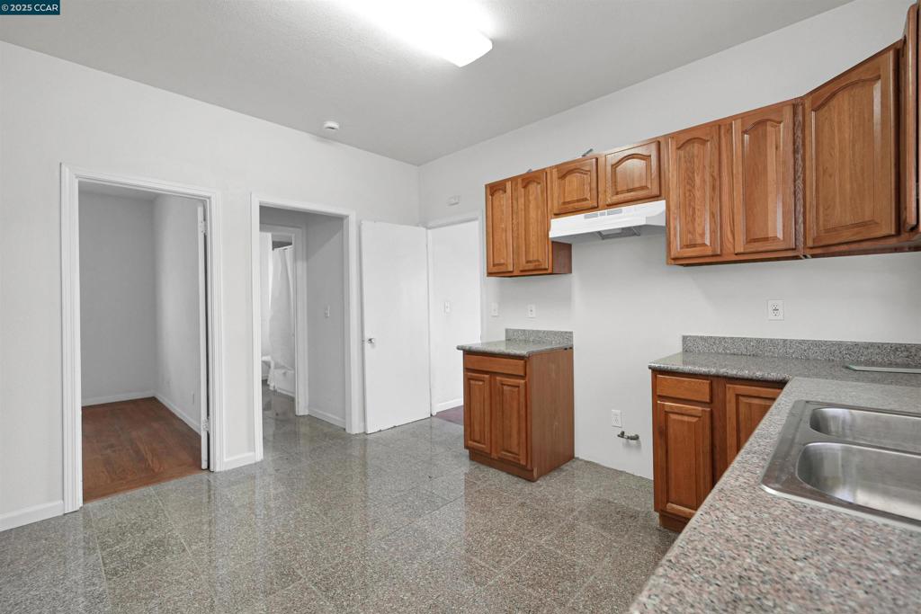 NORTH OAKLAND - Residential