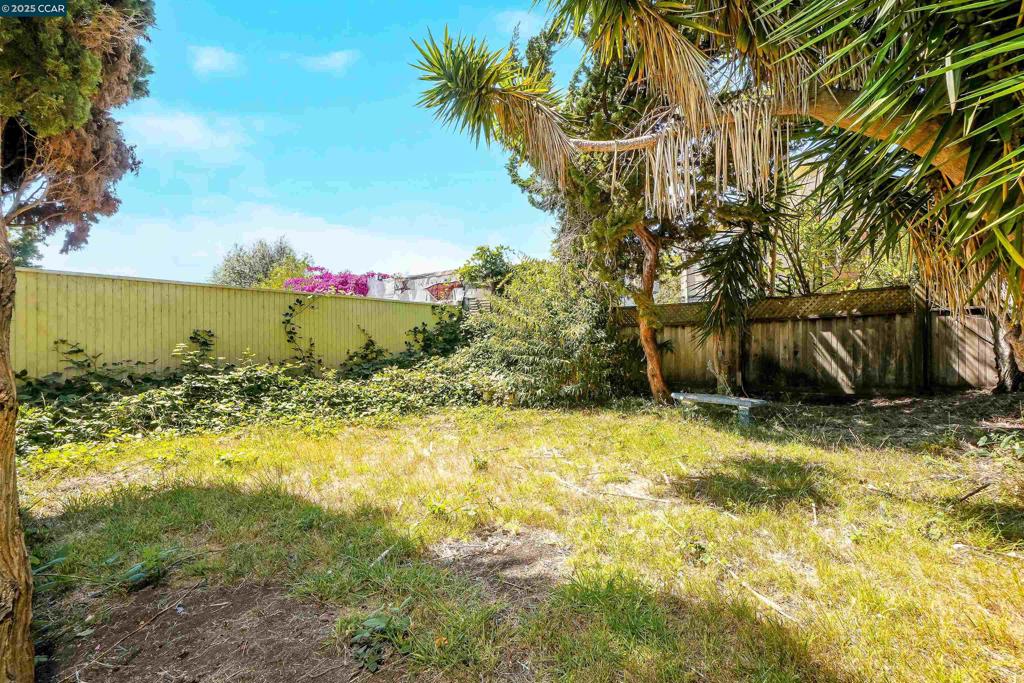 NORTH OAKLAND - Residential