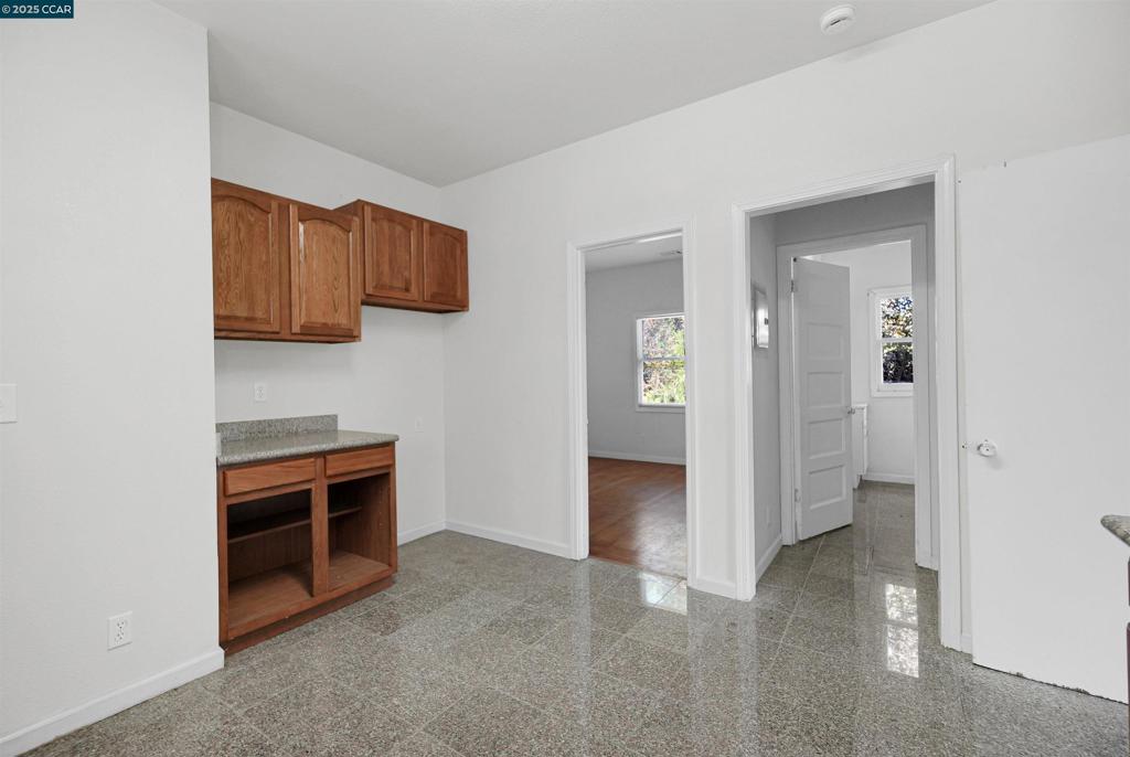 NORTH OAKLAND - Residential