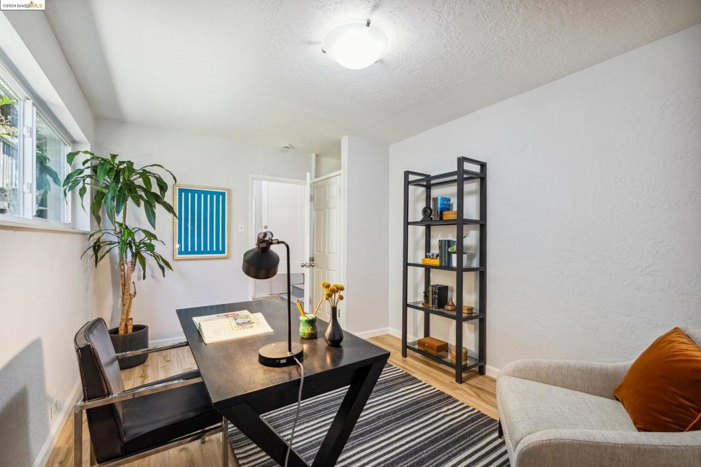 FAT APPLES - Residential