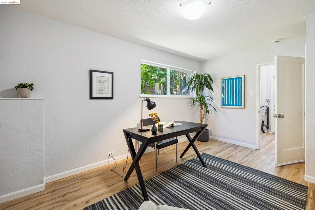 FAT APPLES - Residential