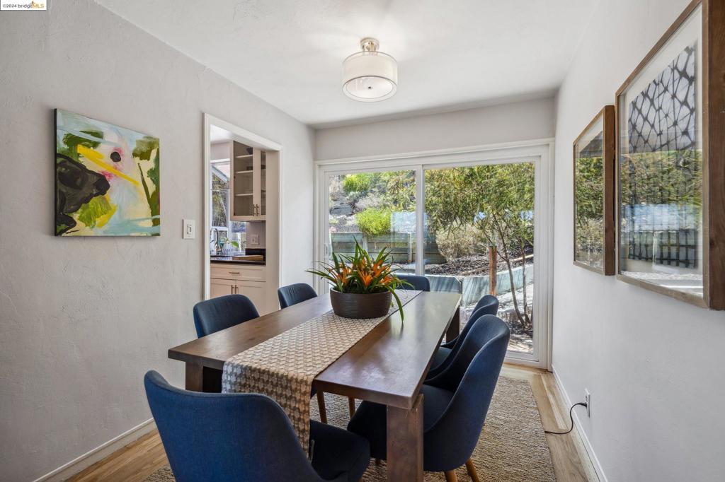 FAT APPLES - Residential