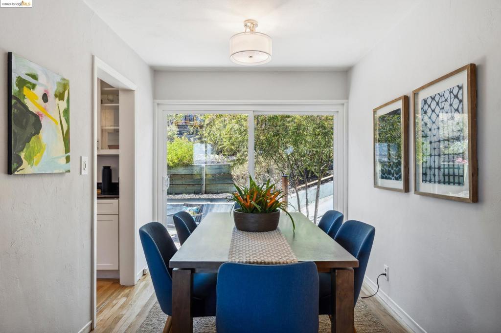 FAT APPLES - Residential