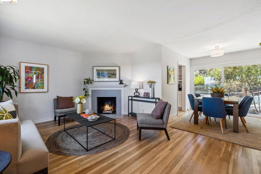 FAT APPLES - Residential