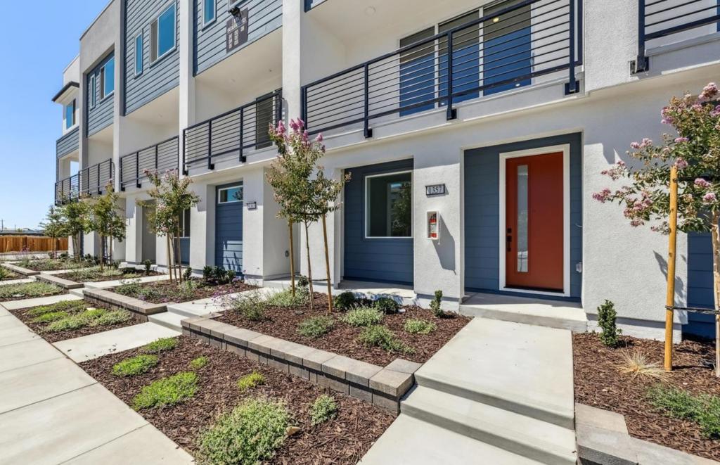 1357 California Circle