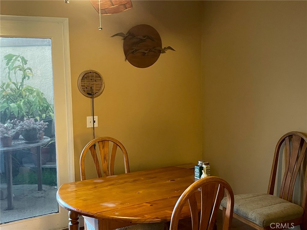 2932 N Cottonwood Street 5