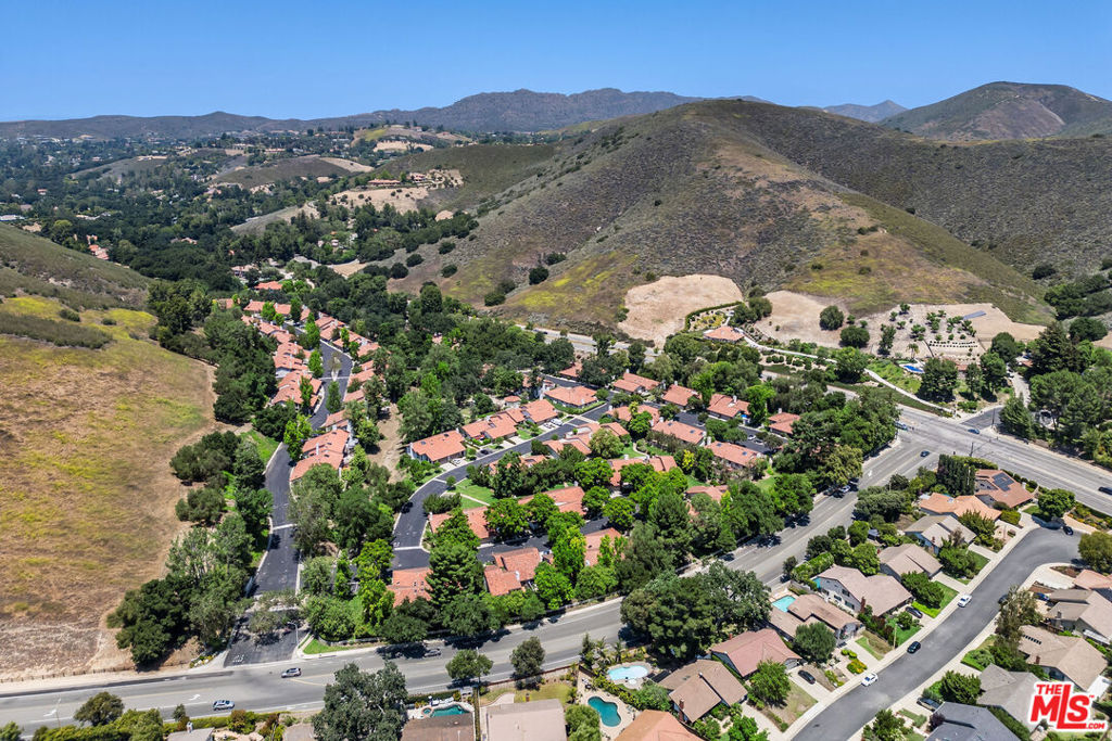 4042 Stoneriver Court