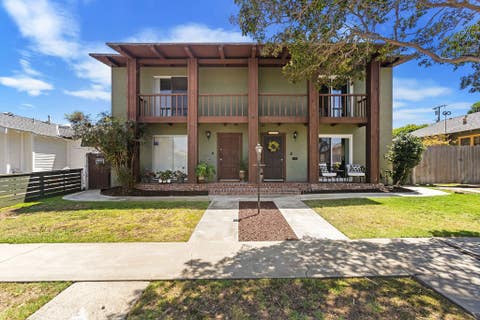 Photo of 4124 E Theresa ST, Long Beach, CA 90814 (MLS # OC26165617)