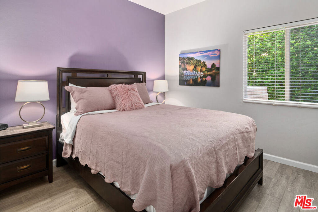 Flora Vista - Residential