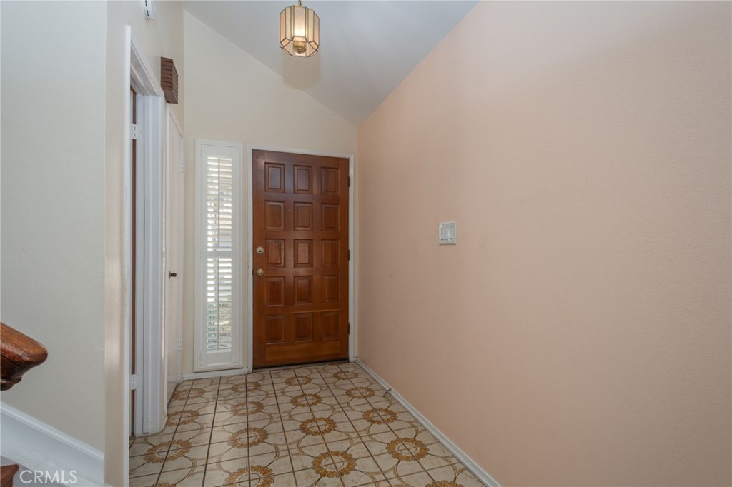 18319 Collins Street 19