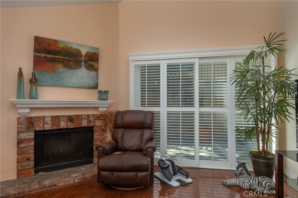 18319 Collins Street 19