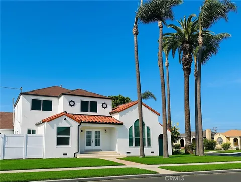 423 S Poinsettia Ave, Compton, CA 90221 - MLS#: DW26013830