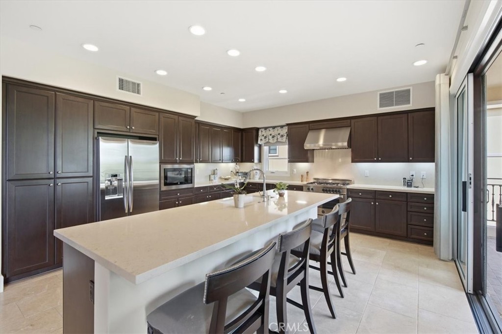 23500 Park Sorrento D44