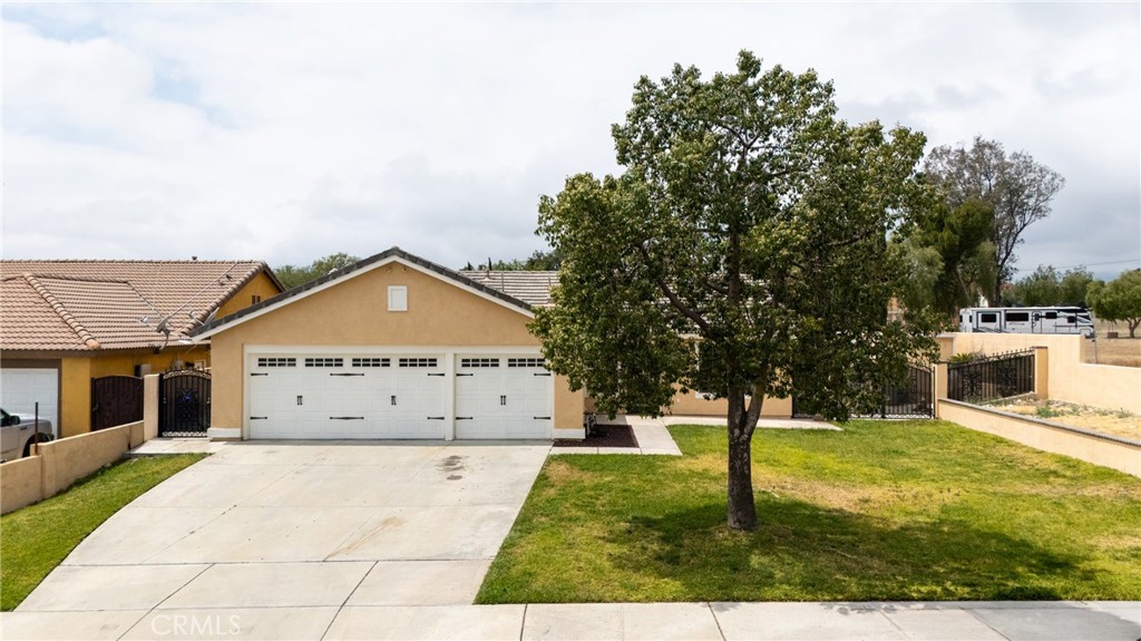 2294 N Smoketree Avenue