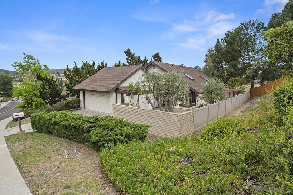 3102 S Granada Ave