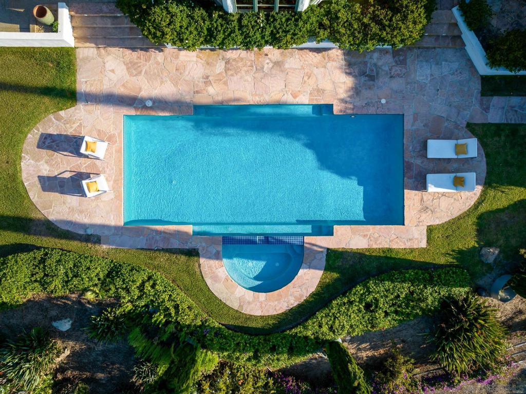 Rancho Santa Fe - Residential