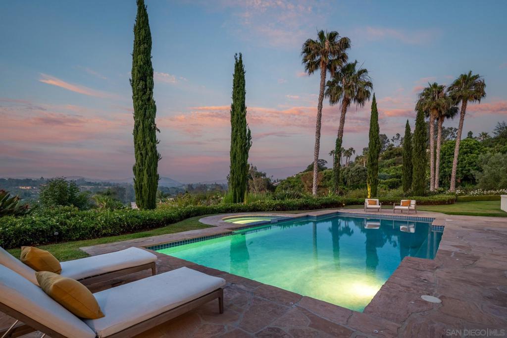 Rancho Santa Fe - Residential