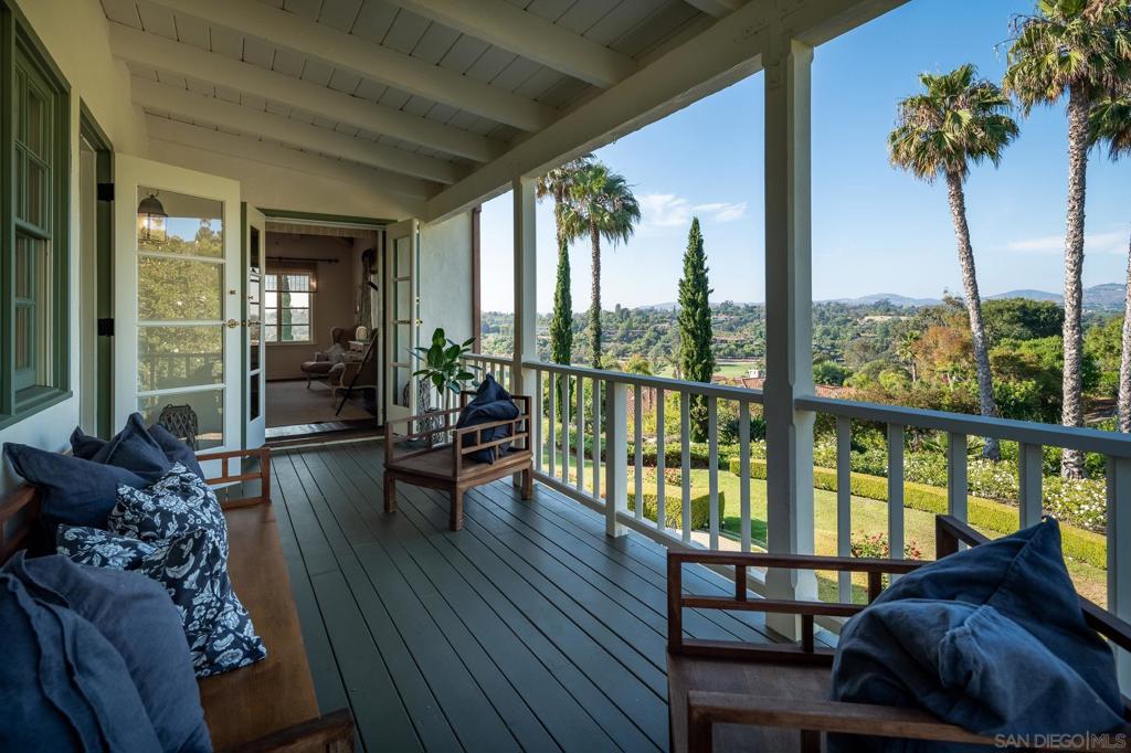 Rancho Santa Fe - Residential